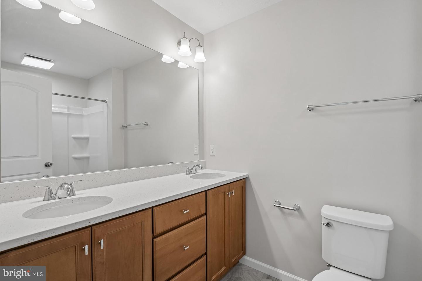 180 Highpoint Park Dr Property Photo 23