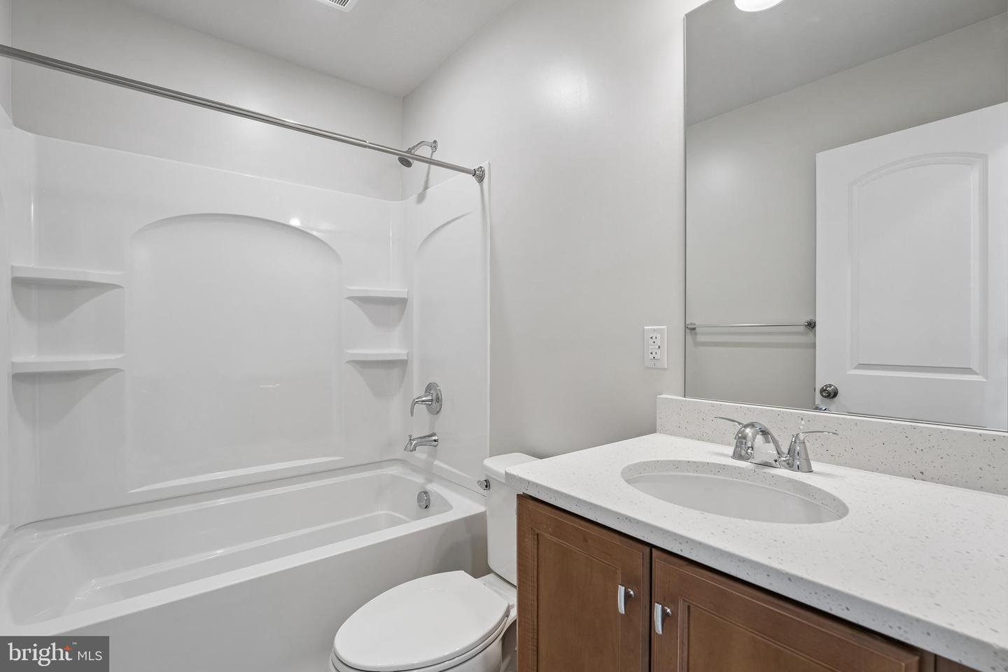 180 Highpoint Park Dr Property Photo 31
