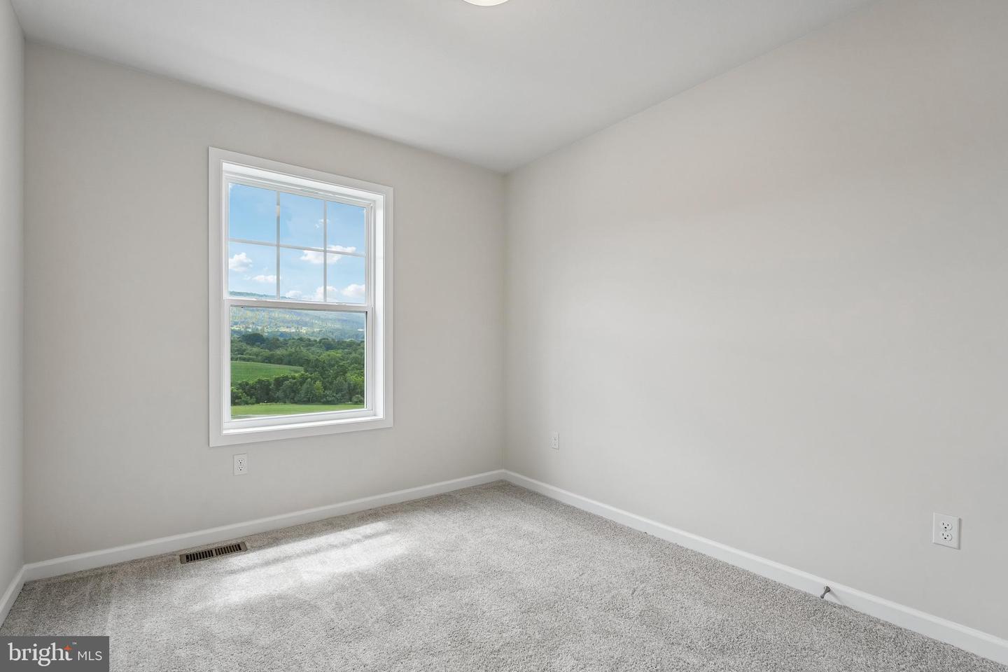 178 Highpoint Park Dr Property Photo 27