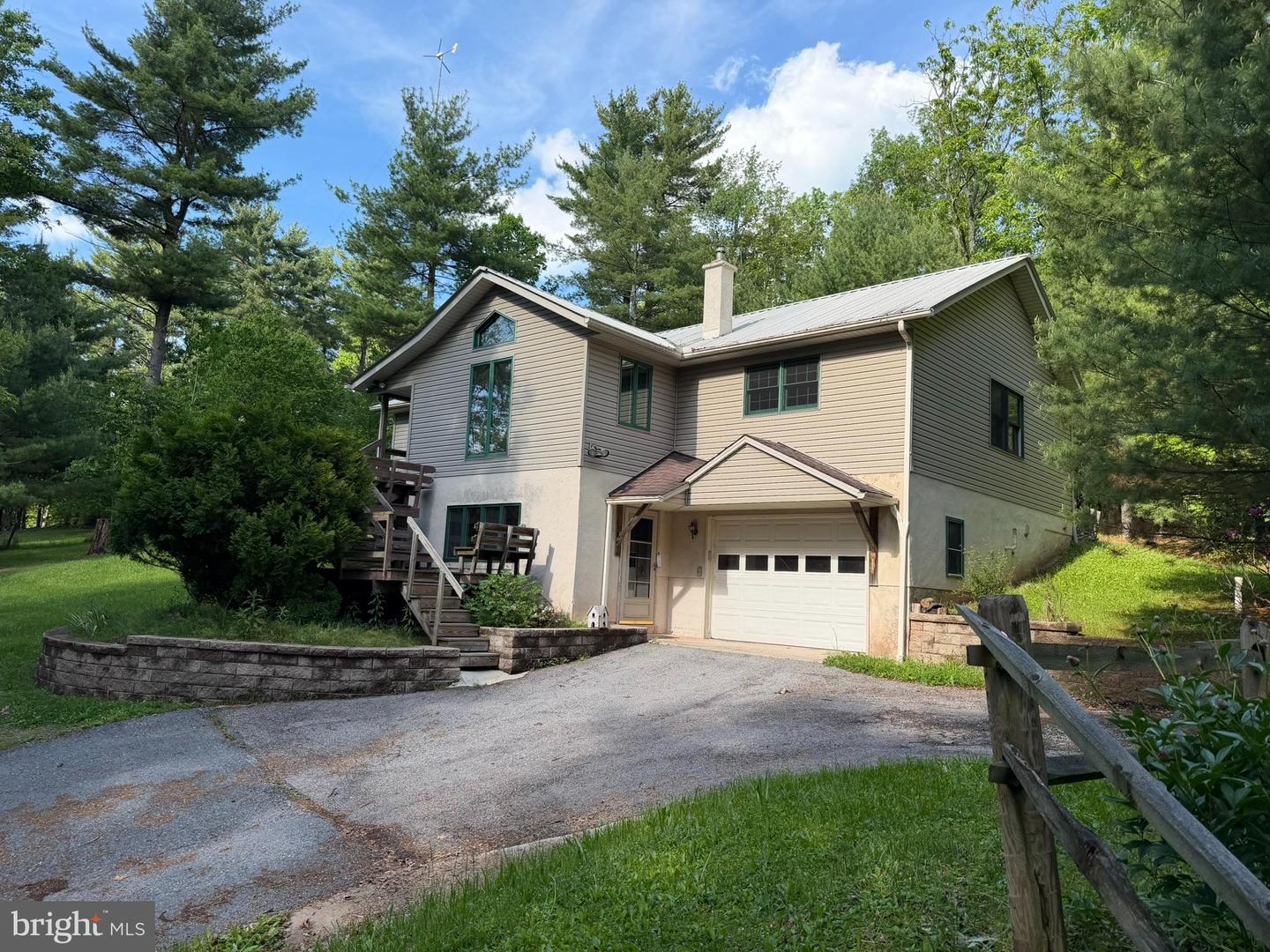 853 FAIRVIEW RD