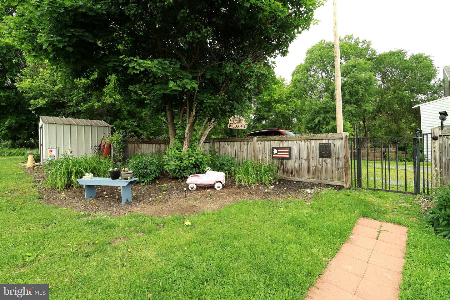 509 Willowbank St Property Photo 41
