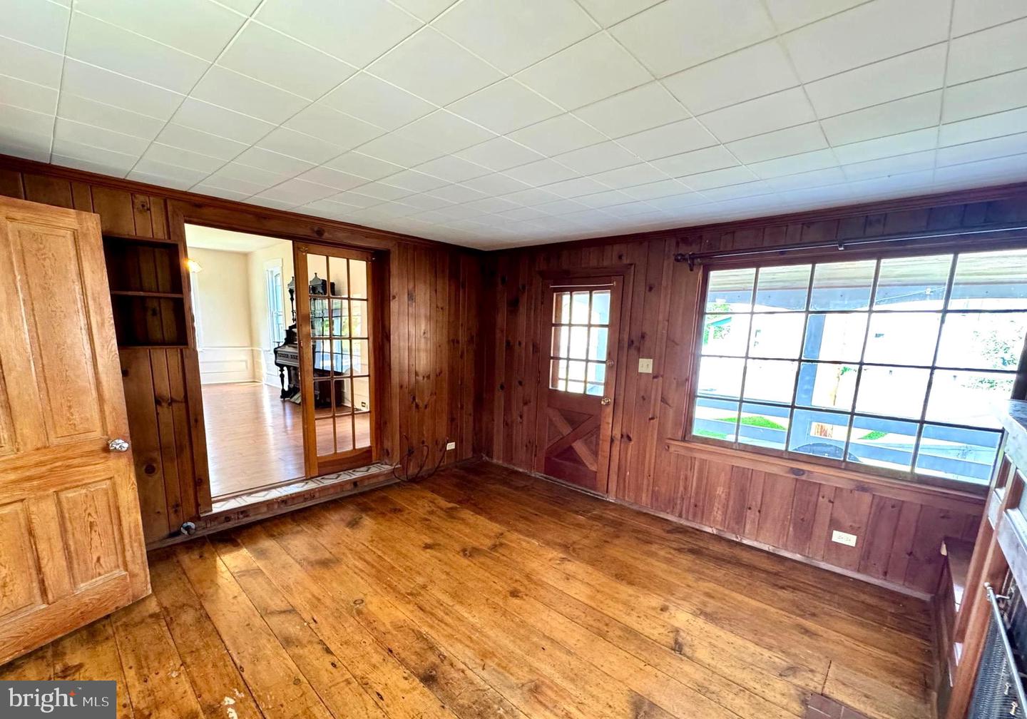120 School St Property Photo 23