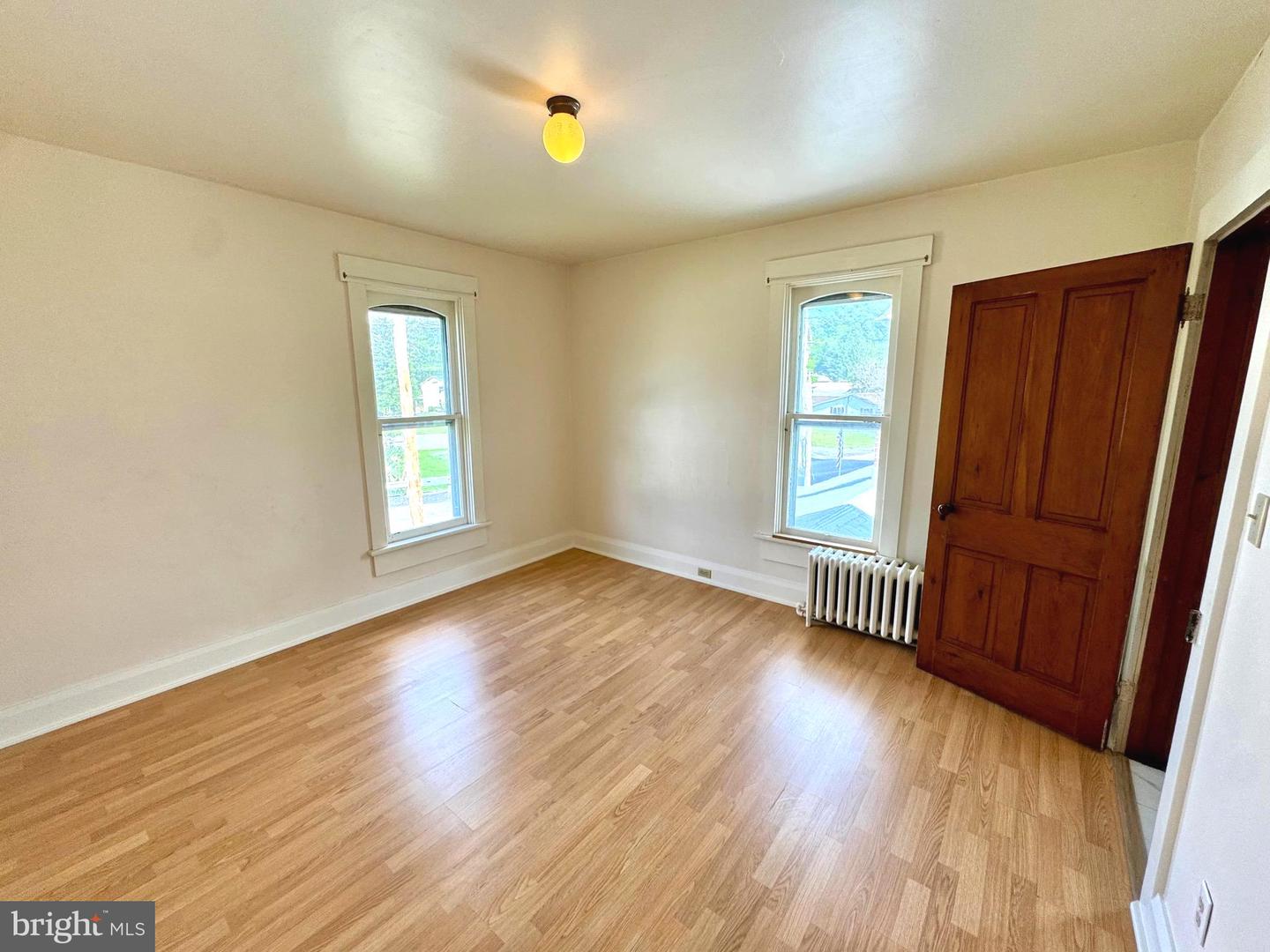 120 School St Property Photo 33