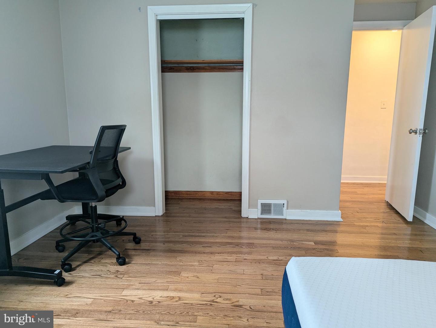 130 Logan Ave Property Photo 21