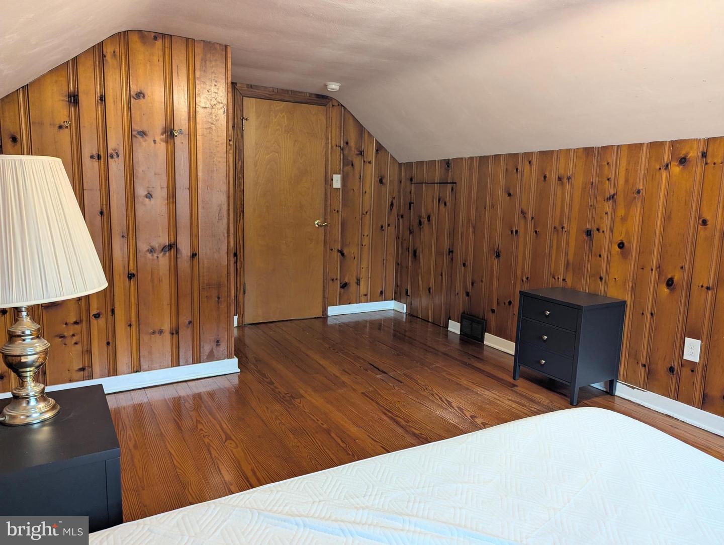130 Logan Ave Property Photo 32