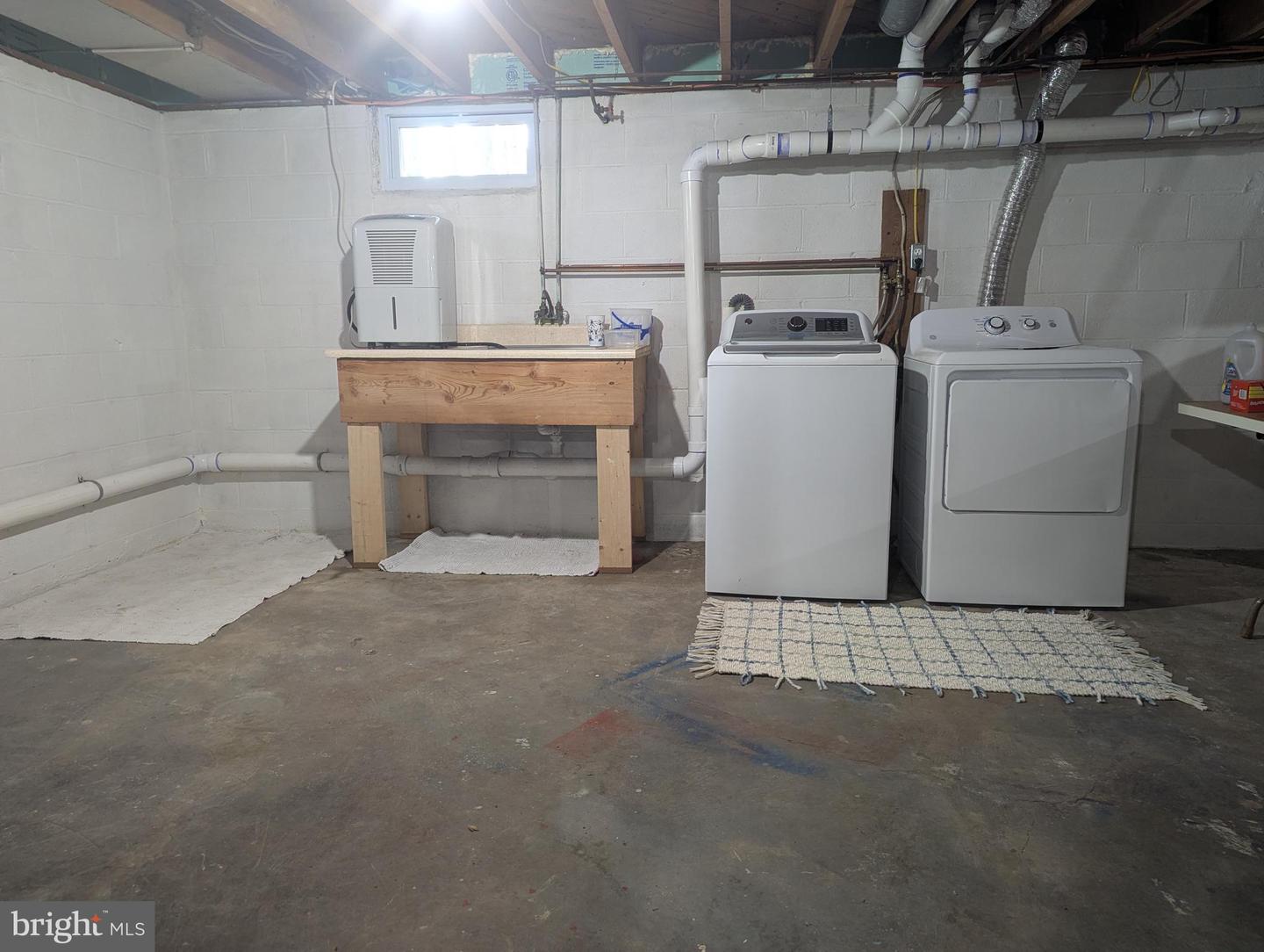 130 Logan Ave Property Photo 44