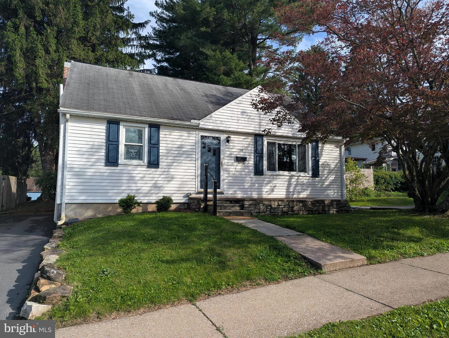 130 Logan Ave Property Photo 59