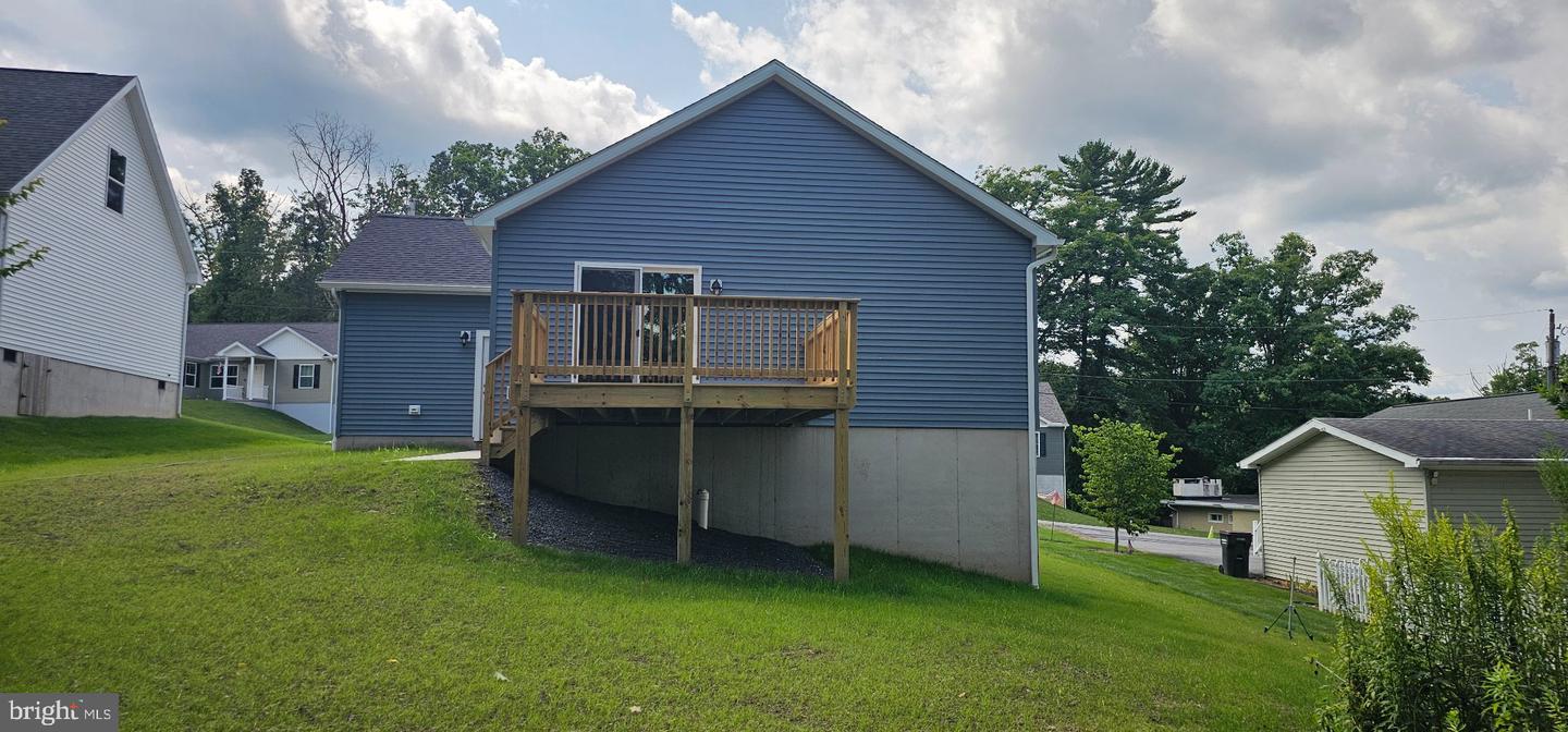 161 Timberwood Trl Property Photo 3