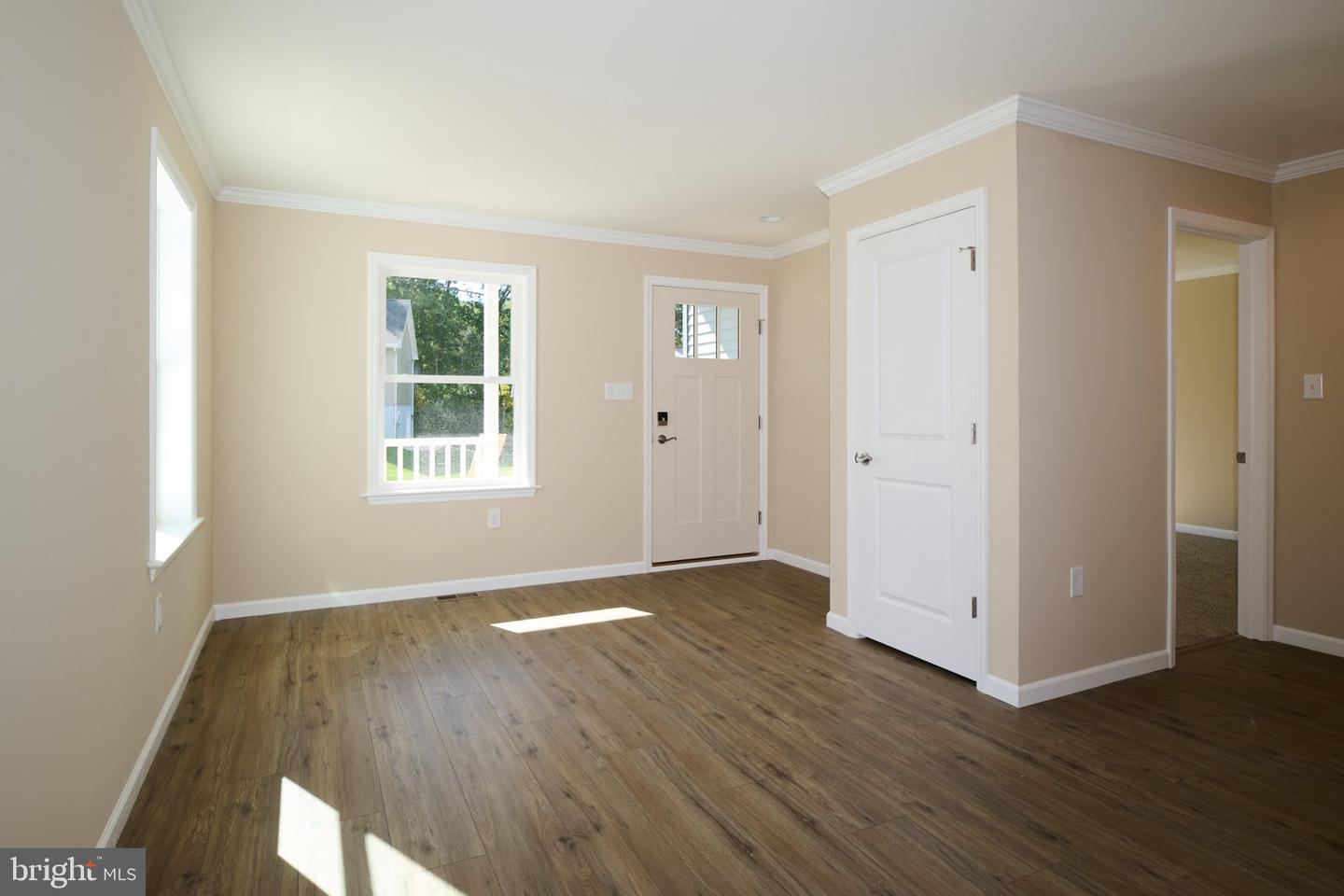 161 Timberwood Trl Property Photo 7