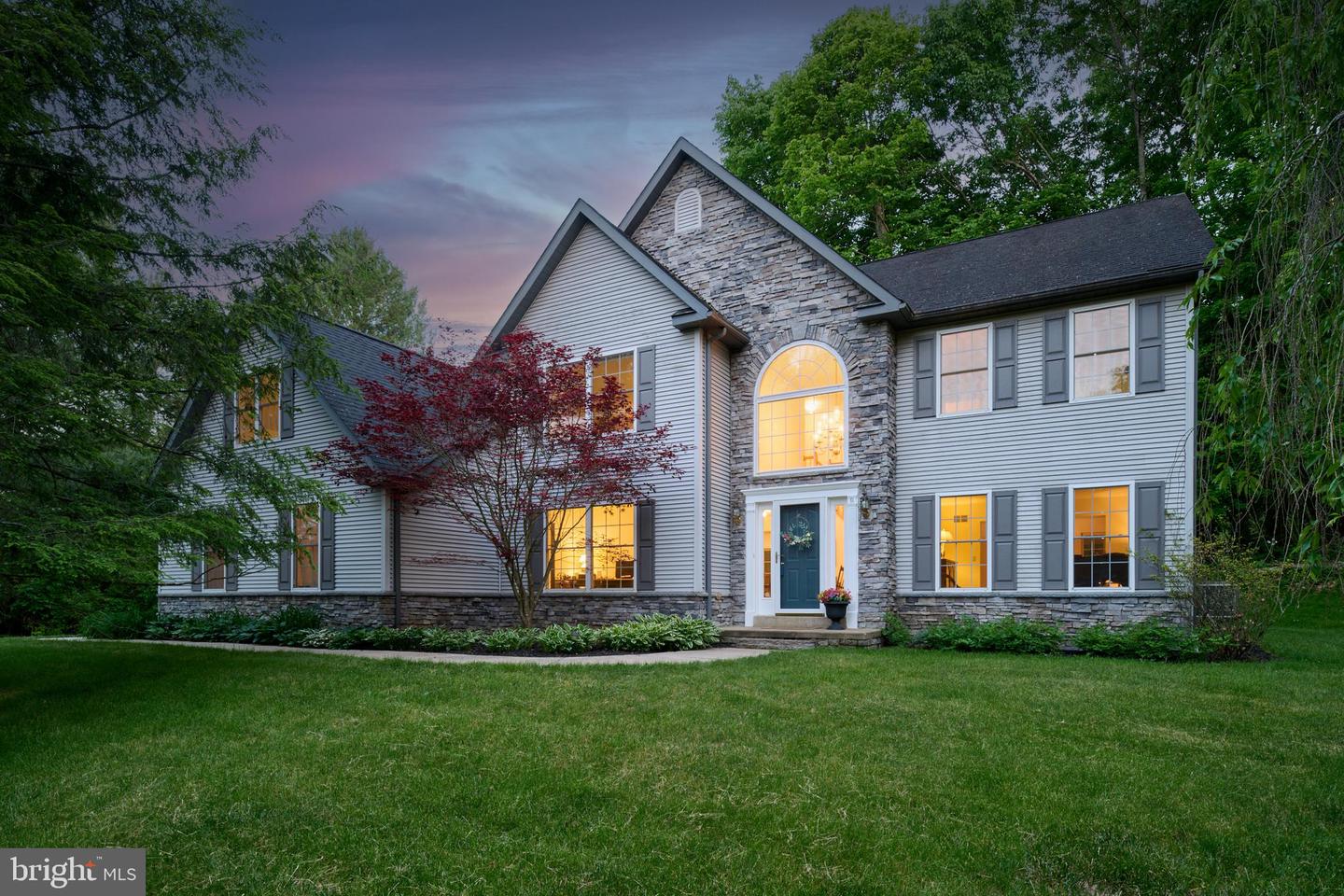 105 Montauk Cir Property Photo 1