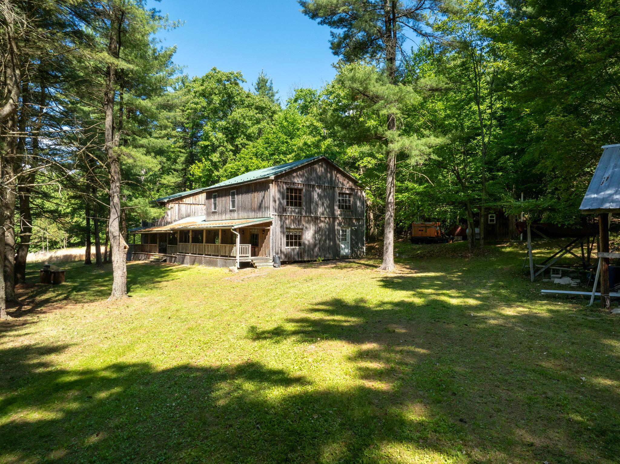 385 Elk Creek Rd Property Photo 1