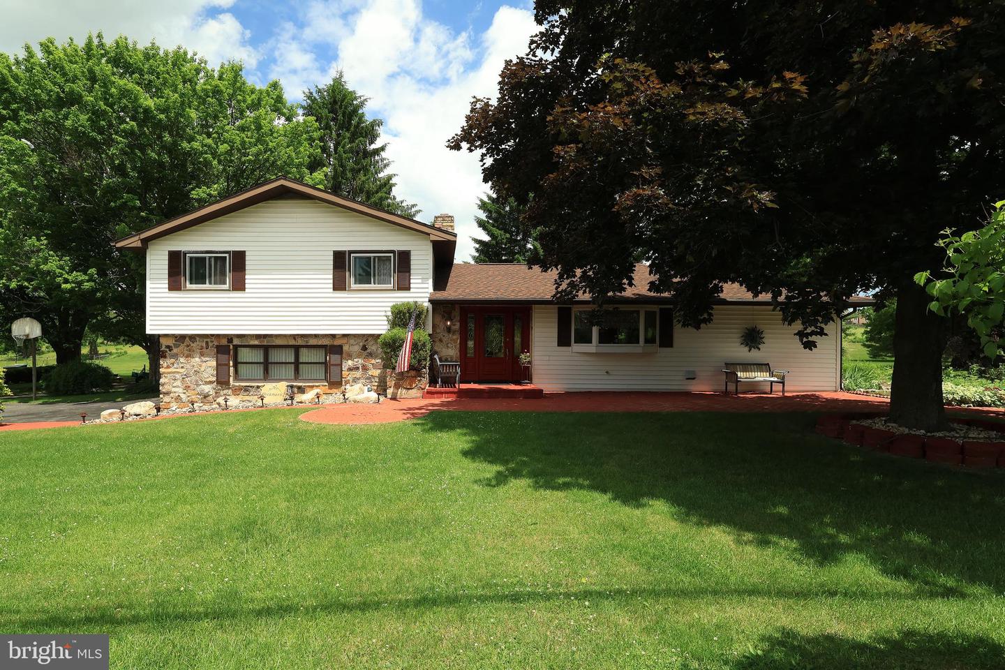 2767 Zion Rd Property Photo 1