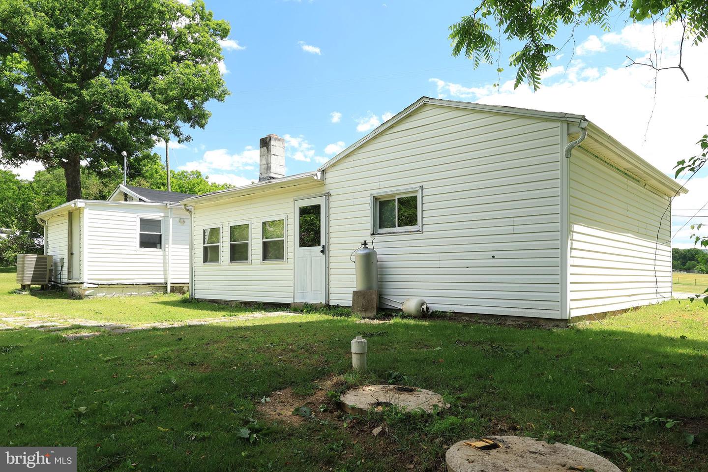 121 Mulbarger Ln Property Photo 28