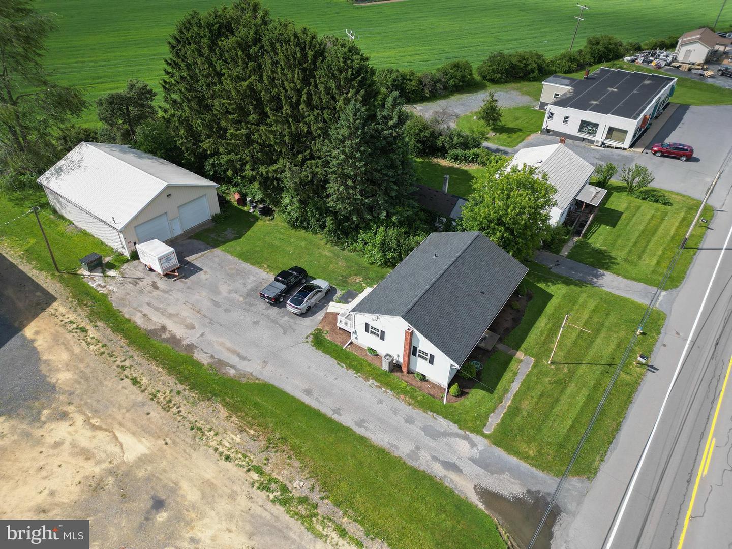 1301 & 1317 Benner Pike Property Photo 6