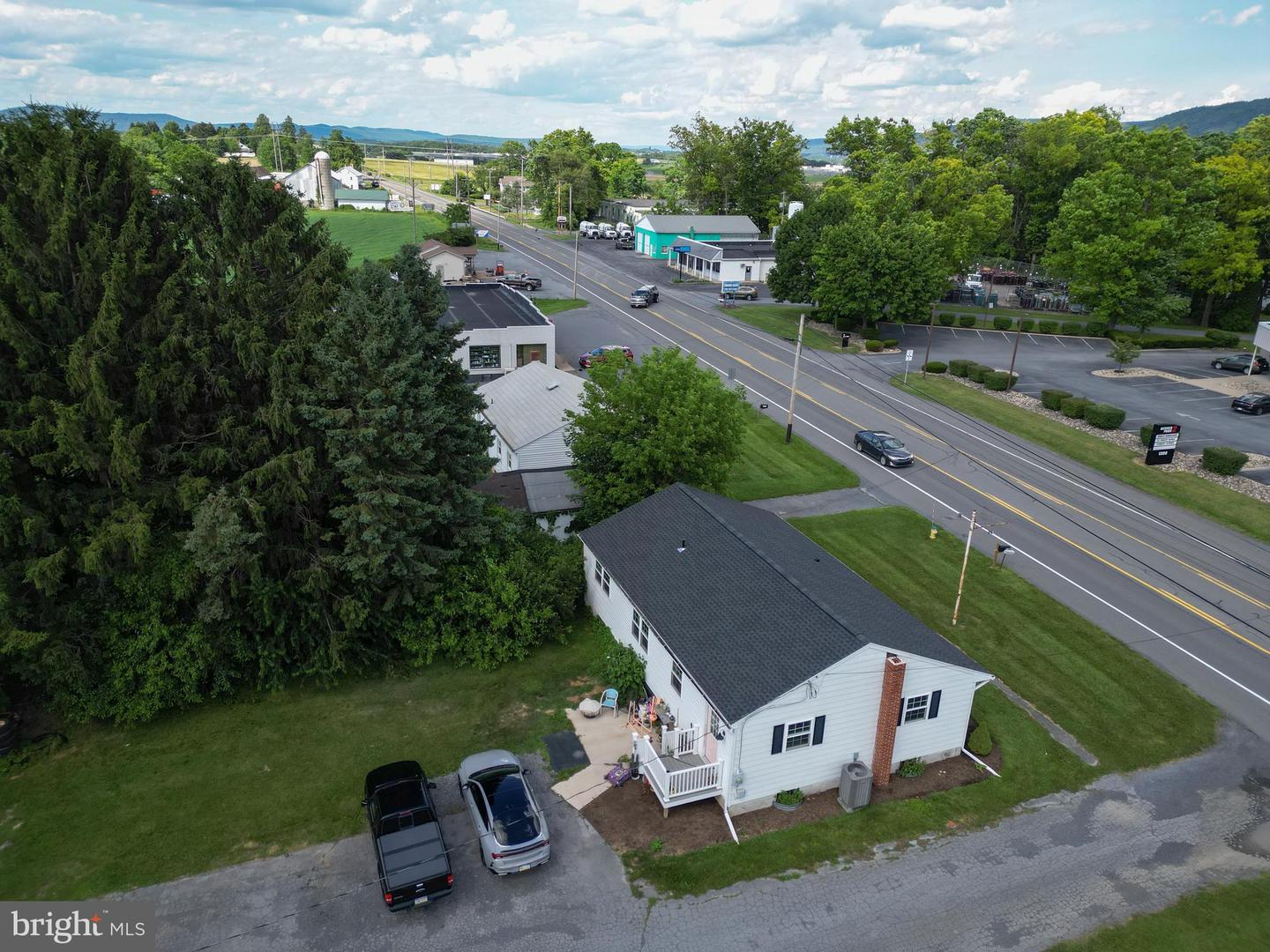 1301 & 1317 Benner Pike Property Photo 17