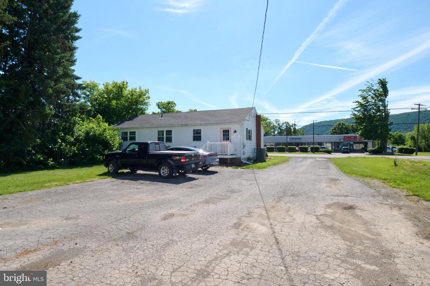1301 & 1317 Benner Pike Property Photo 21