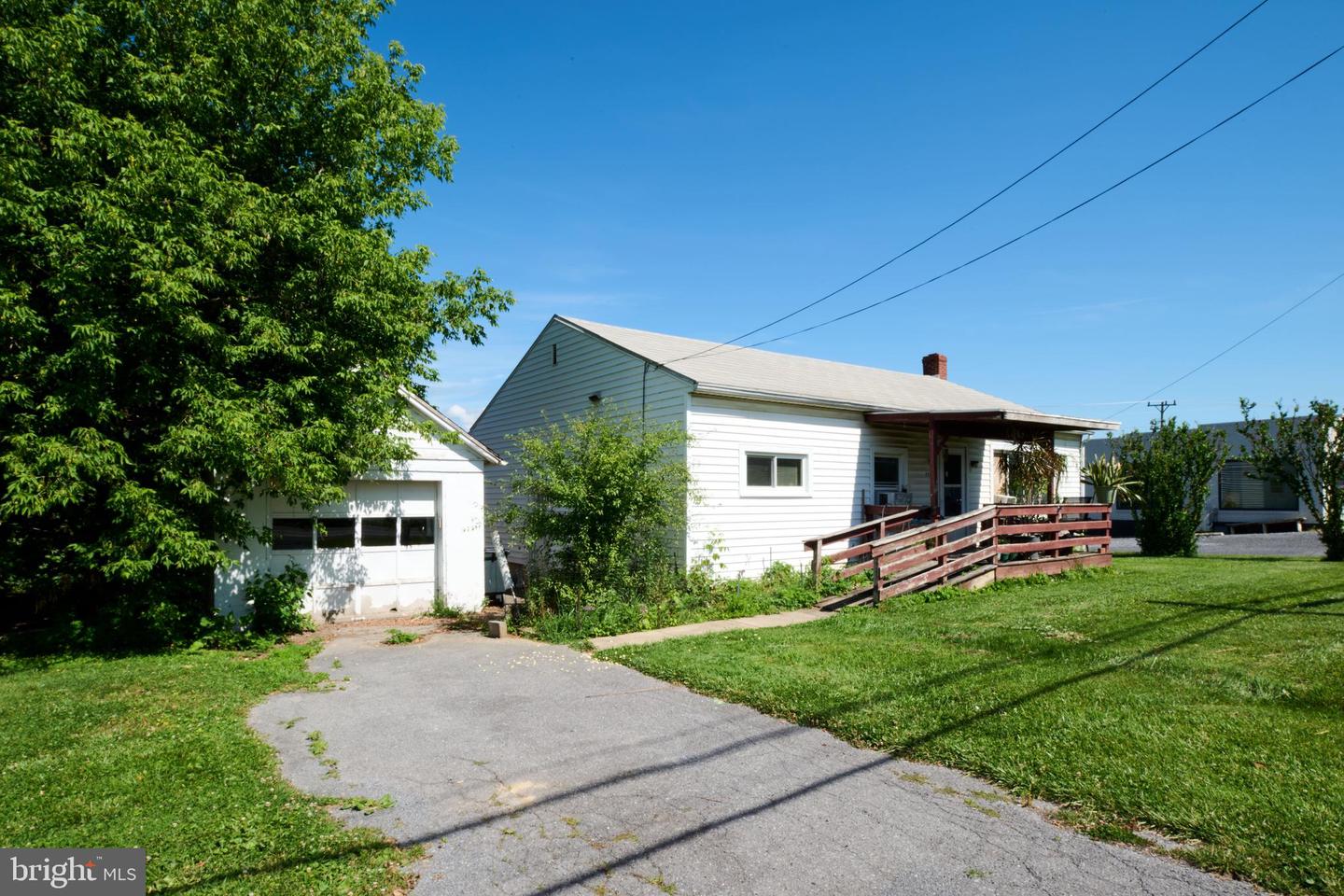 1301 & 1317 Benner Pike Property Photo 33