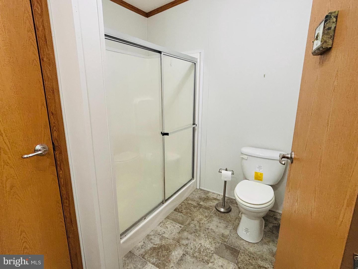 107 E Park Ave Property Photo 14