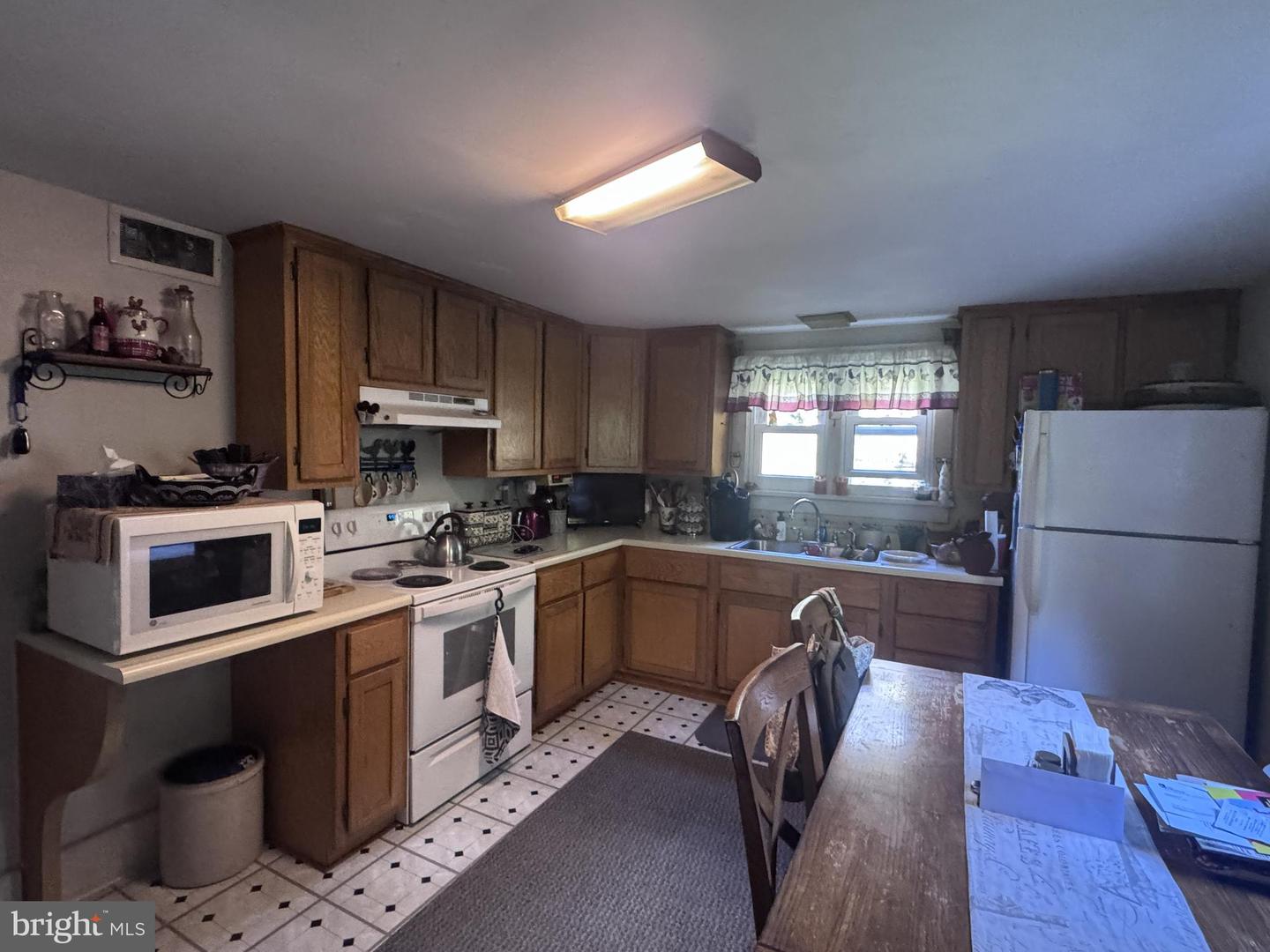 128 Dale Rd Property Photo 3