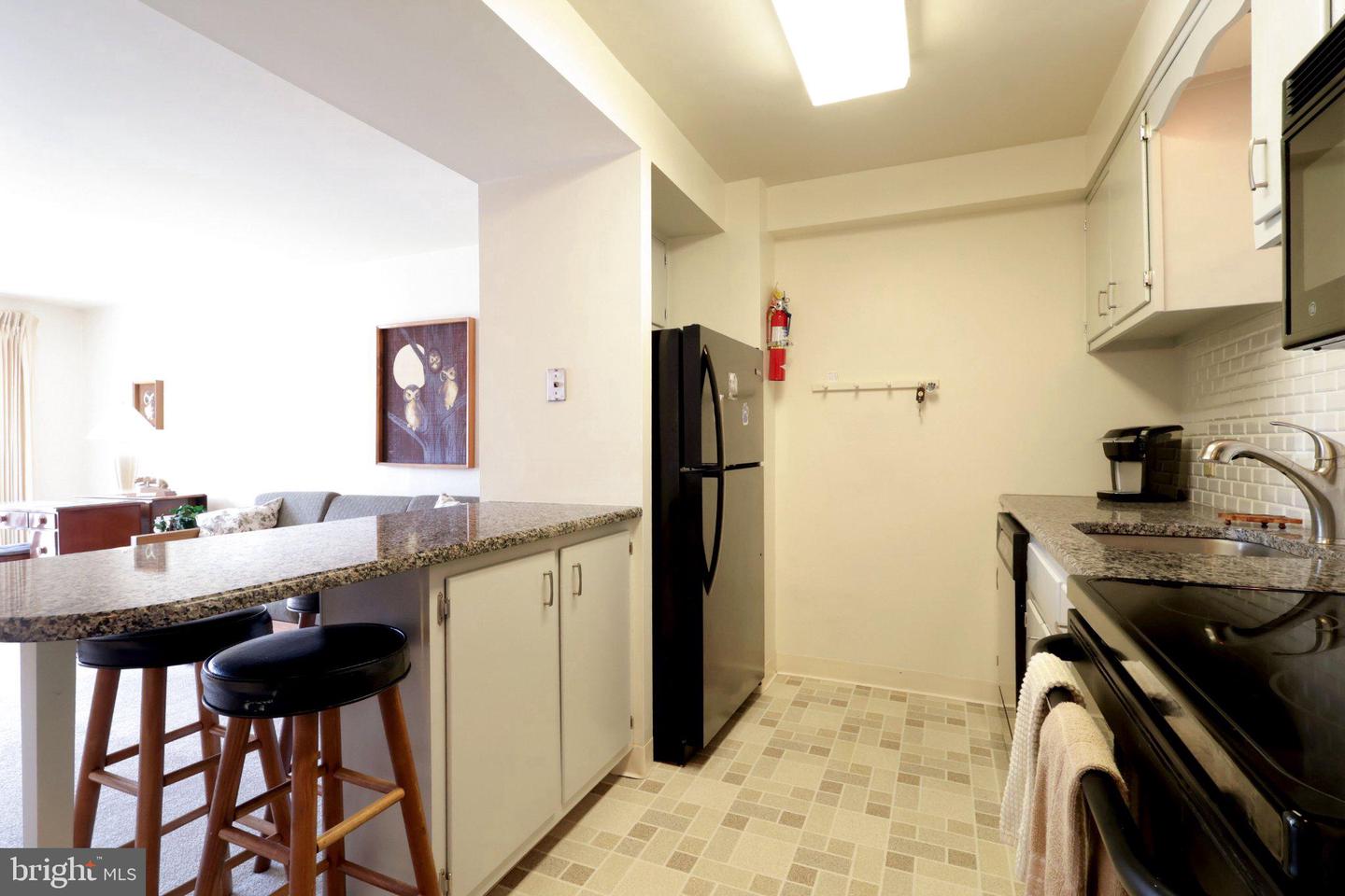 200 Highland Ave #apt. 210 Property Photo 17