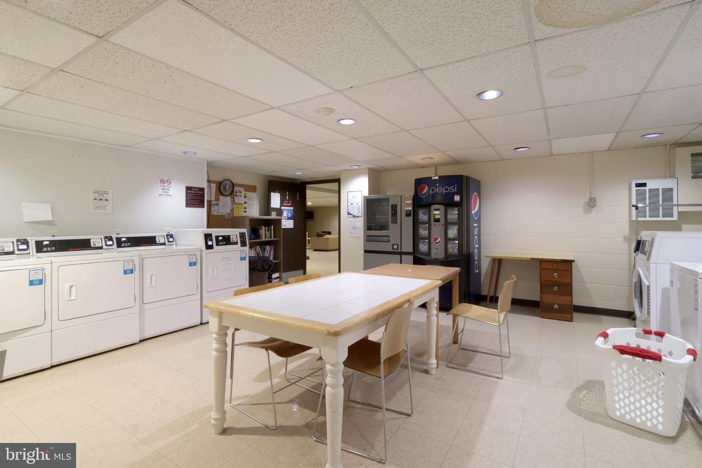 200 Highland Ave #apt. 210 Property Photo 42