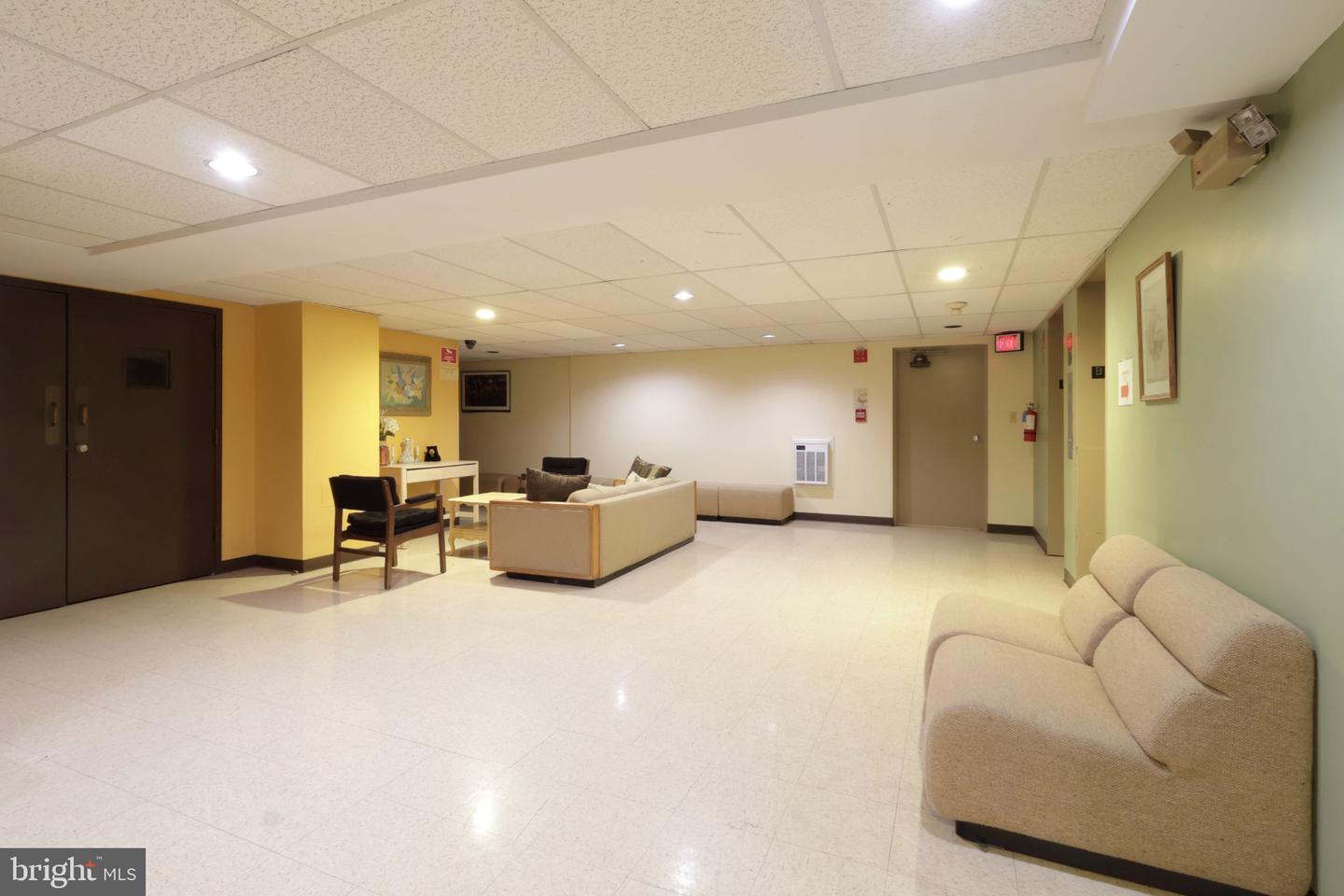 200 Highland Ave #apt. 210 Property Photo 43