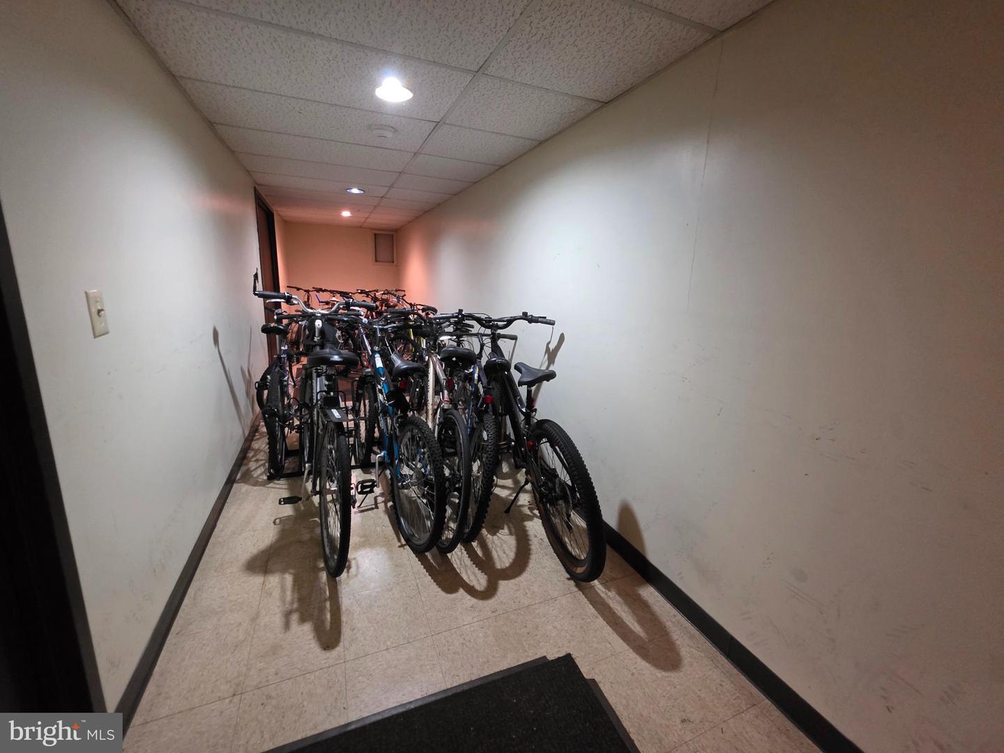 200 Highland Ave #apt. 210 Property Photo 48