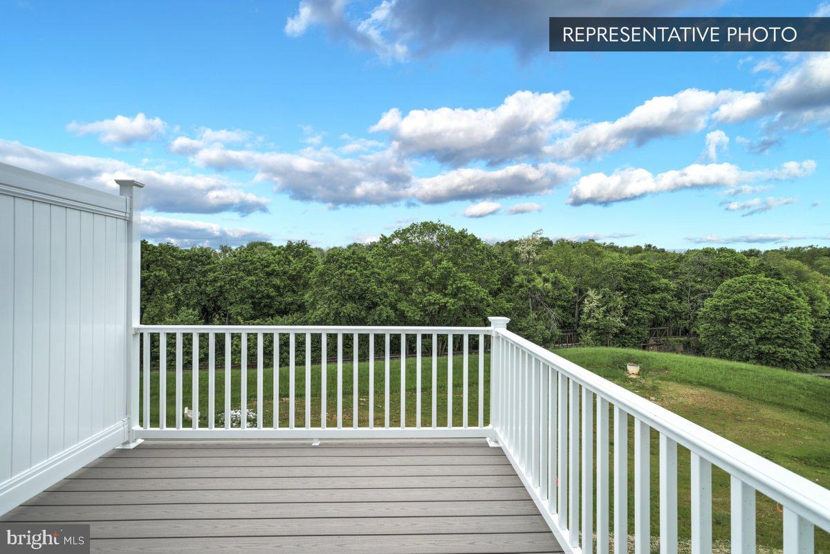 205 Broad Oak Ln #lot 160 Property Photo 2