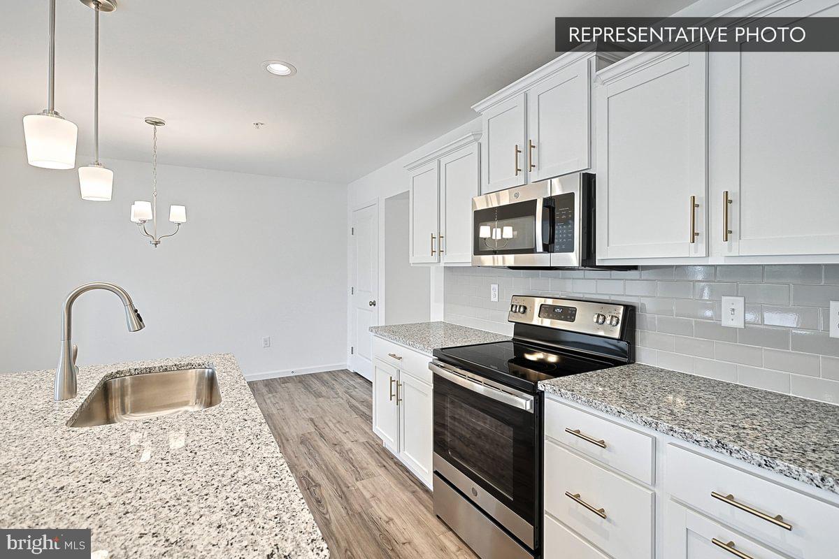 205 Broad Oak Ln #lot 160 Property Photo 3
