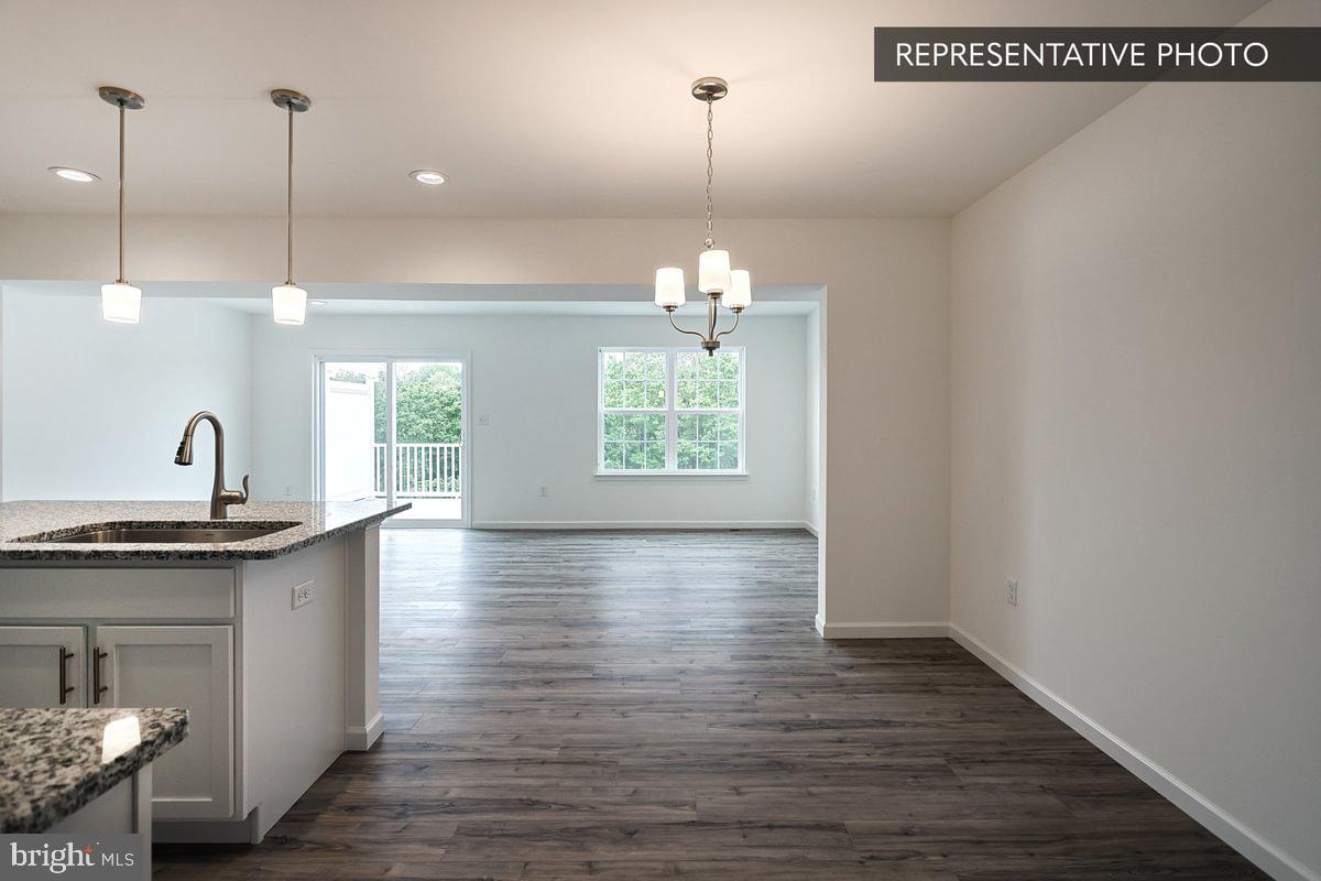 205 Broad Oak Ln #lot 160 Property Photo 8