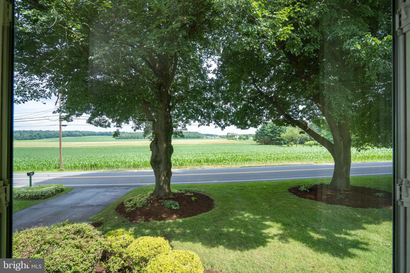 4822 W Whitehall Rd Property Photo 17