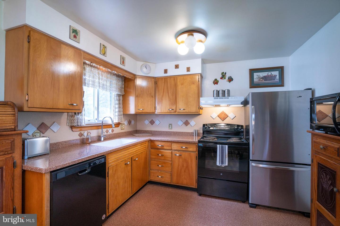 4822 W Whitehall Rd Property Photo 22