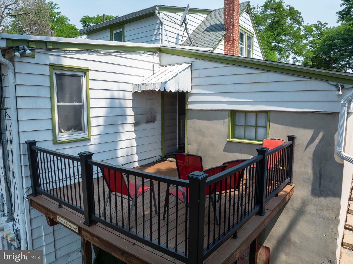820 S Pugh St Property Photo 3