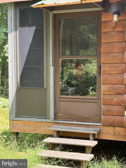 557 Eleven Rd Property Photo 4