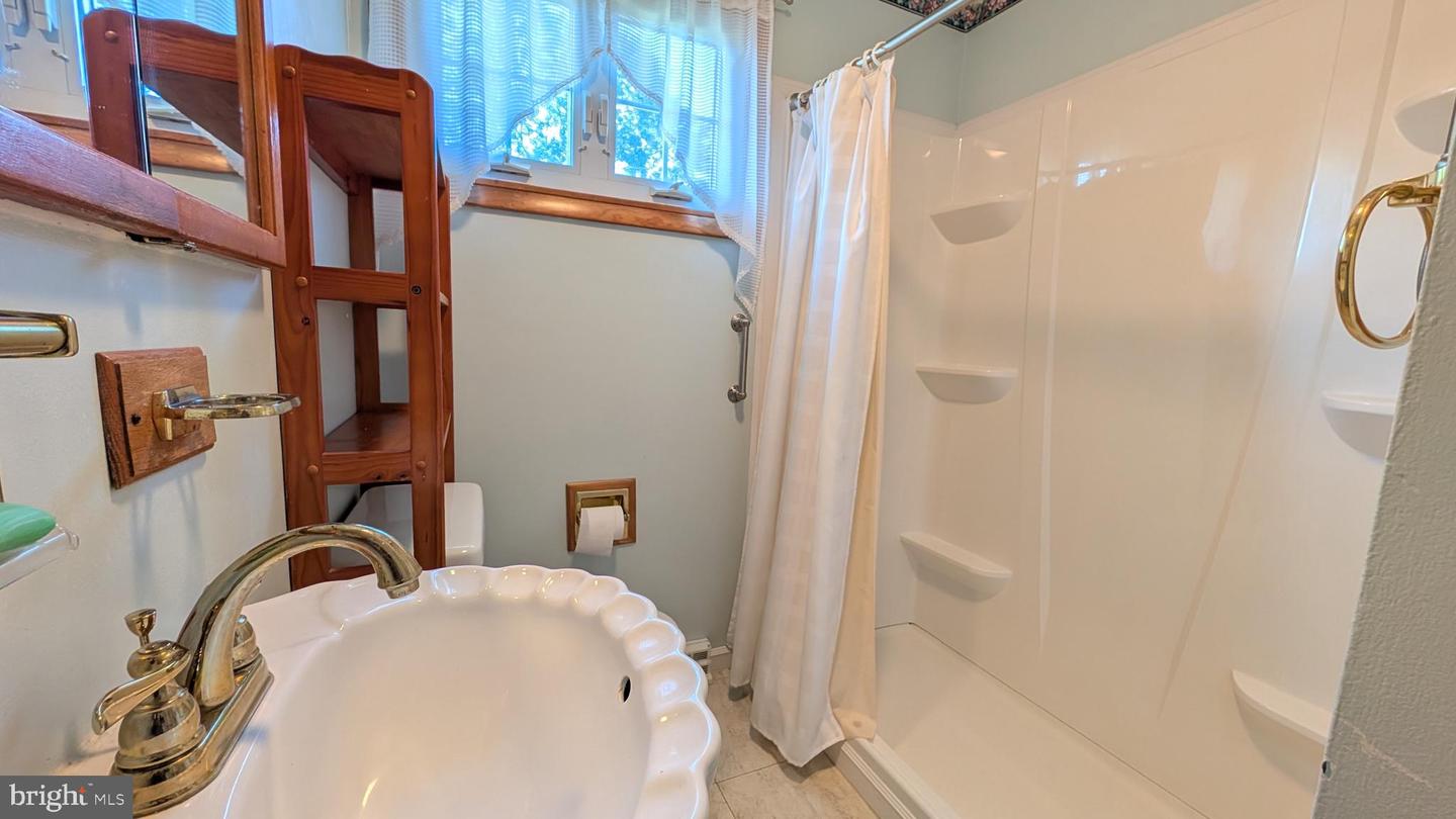 107 Horseshoe Cir Property Photo 7