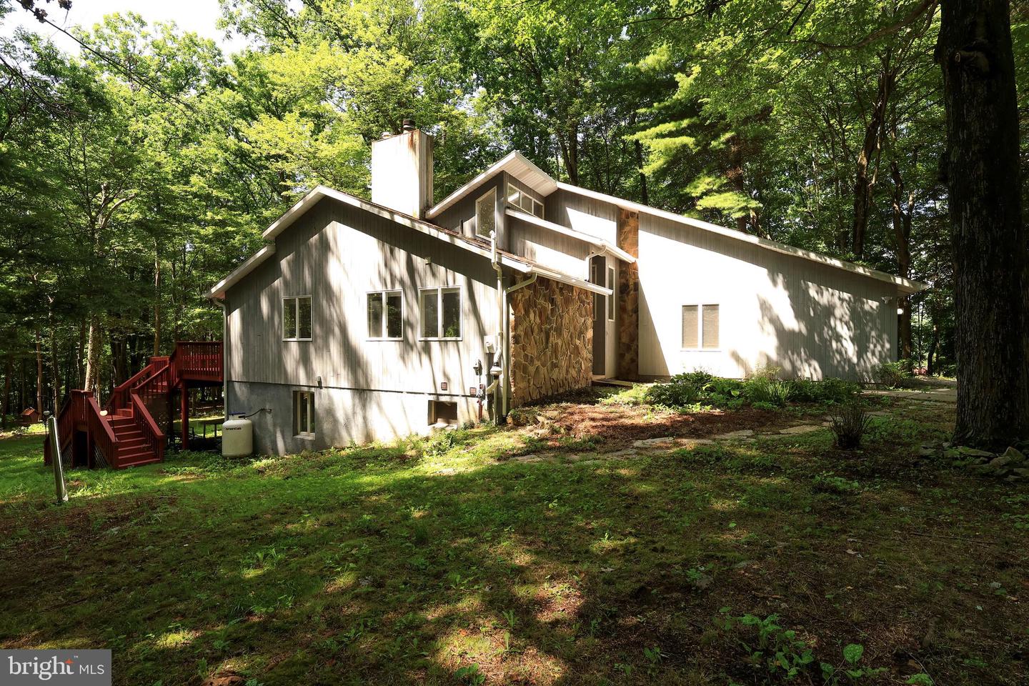 50 Toms Ln Property Photo 1