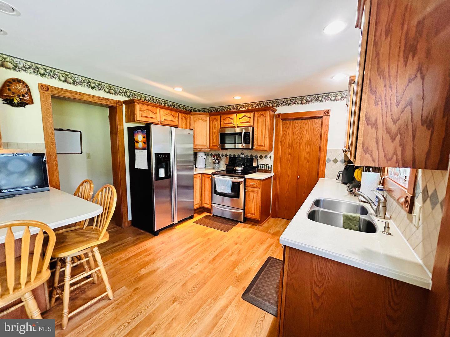 114 N Pennsylvania Ave Property Photo 41