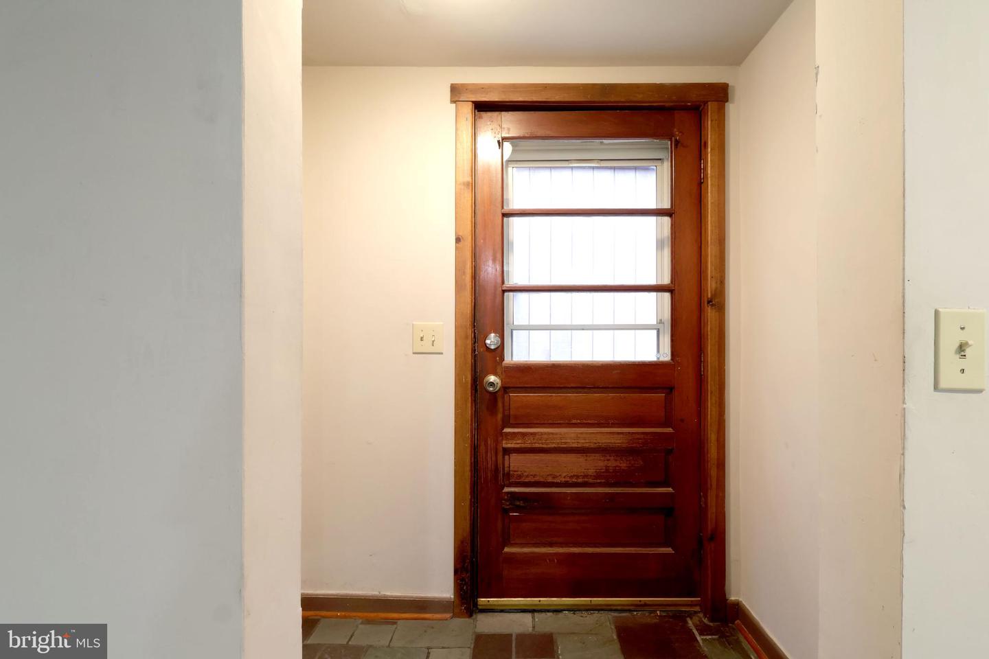 125 N Thomas St Property Photo 5