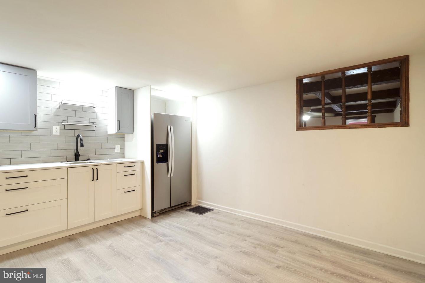 125 N Thomas St Property Photo 15