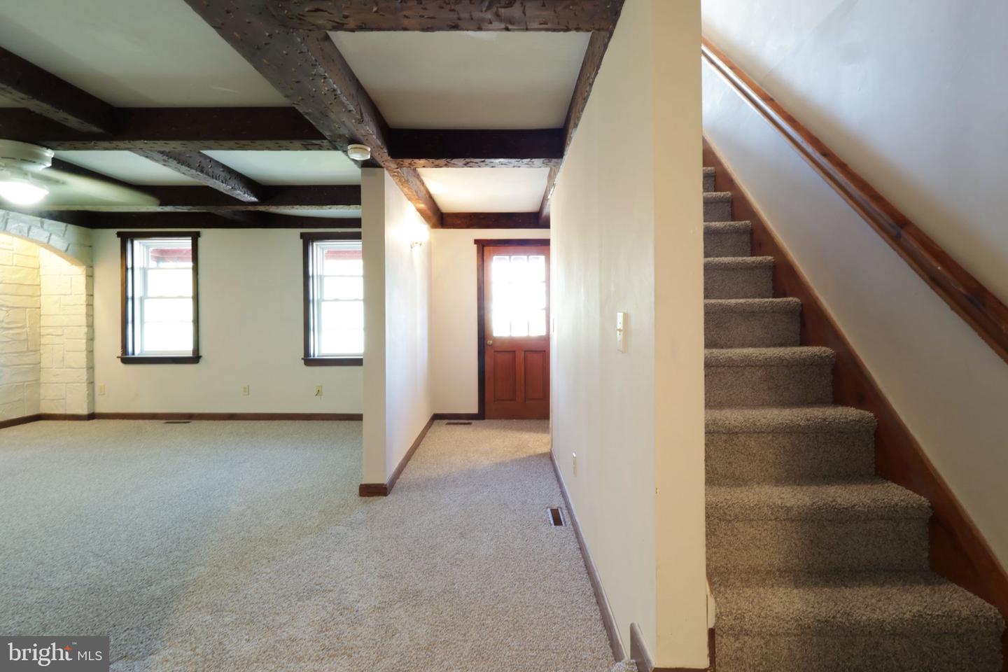 125 N Thomas St Property Photo 24