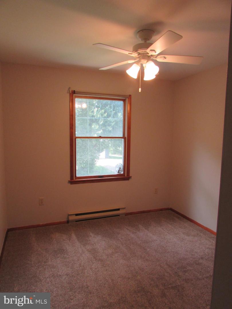 176 Creekside Dr Property Photo 20