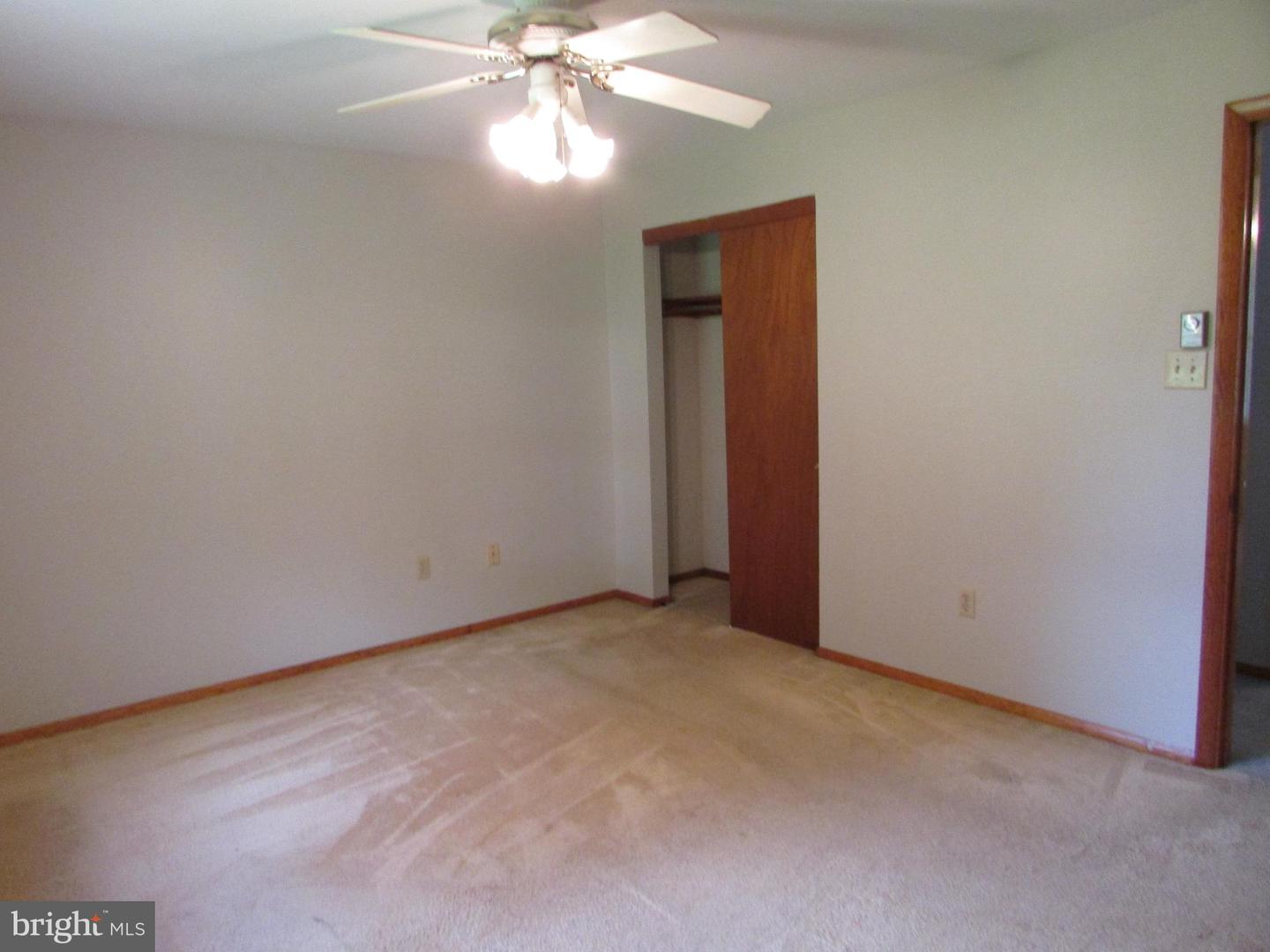 176 Creekside Dr Property Photo 27