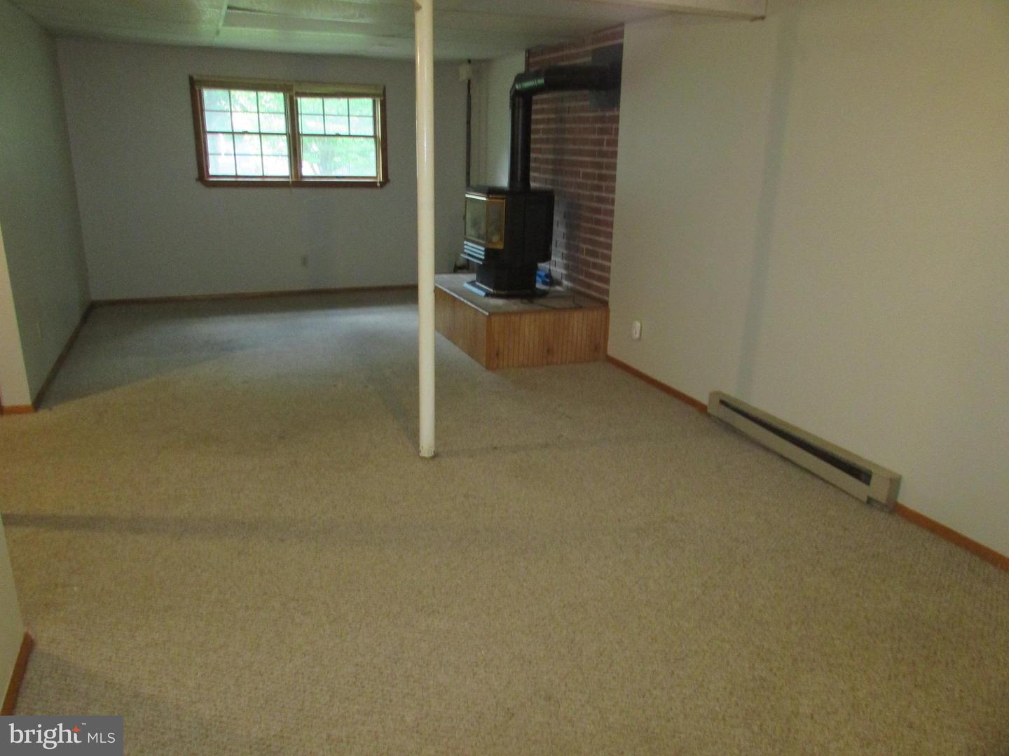 176 Creekside Dr Property Photo 30