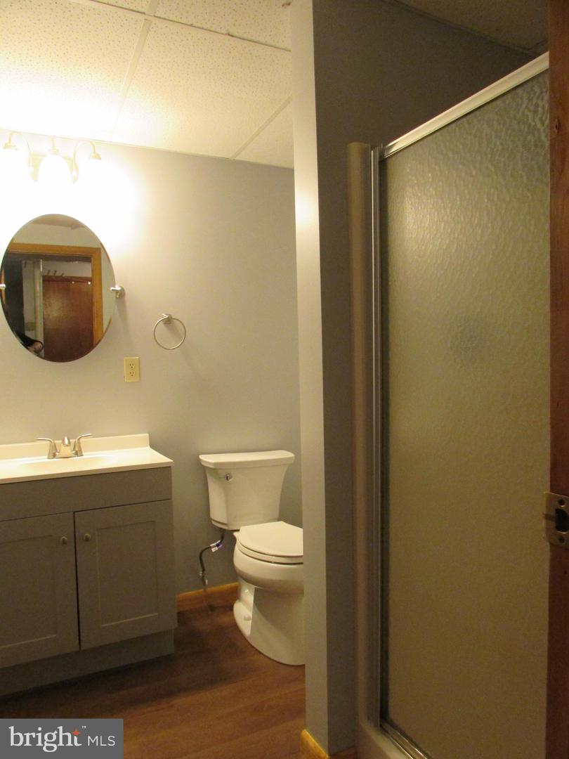 176 Creekside Dr Property Photo 35
