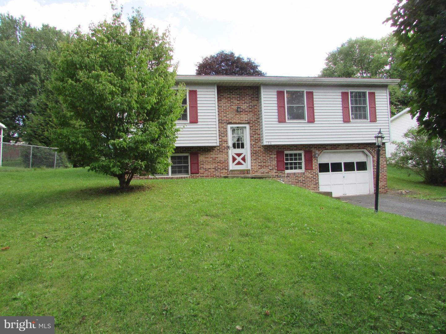 176 Creekside Dr Property Photo 41