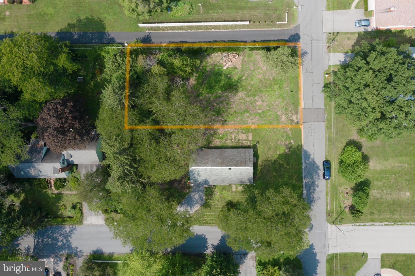 233 Kimport Ave Property Photo 1