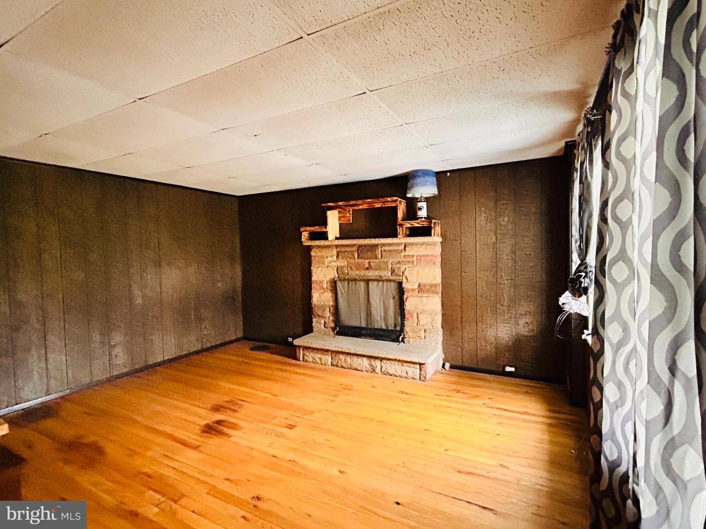 503 Main St Property Photo 15