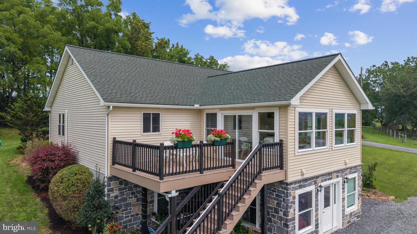 150 Property Photo 3