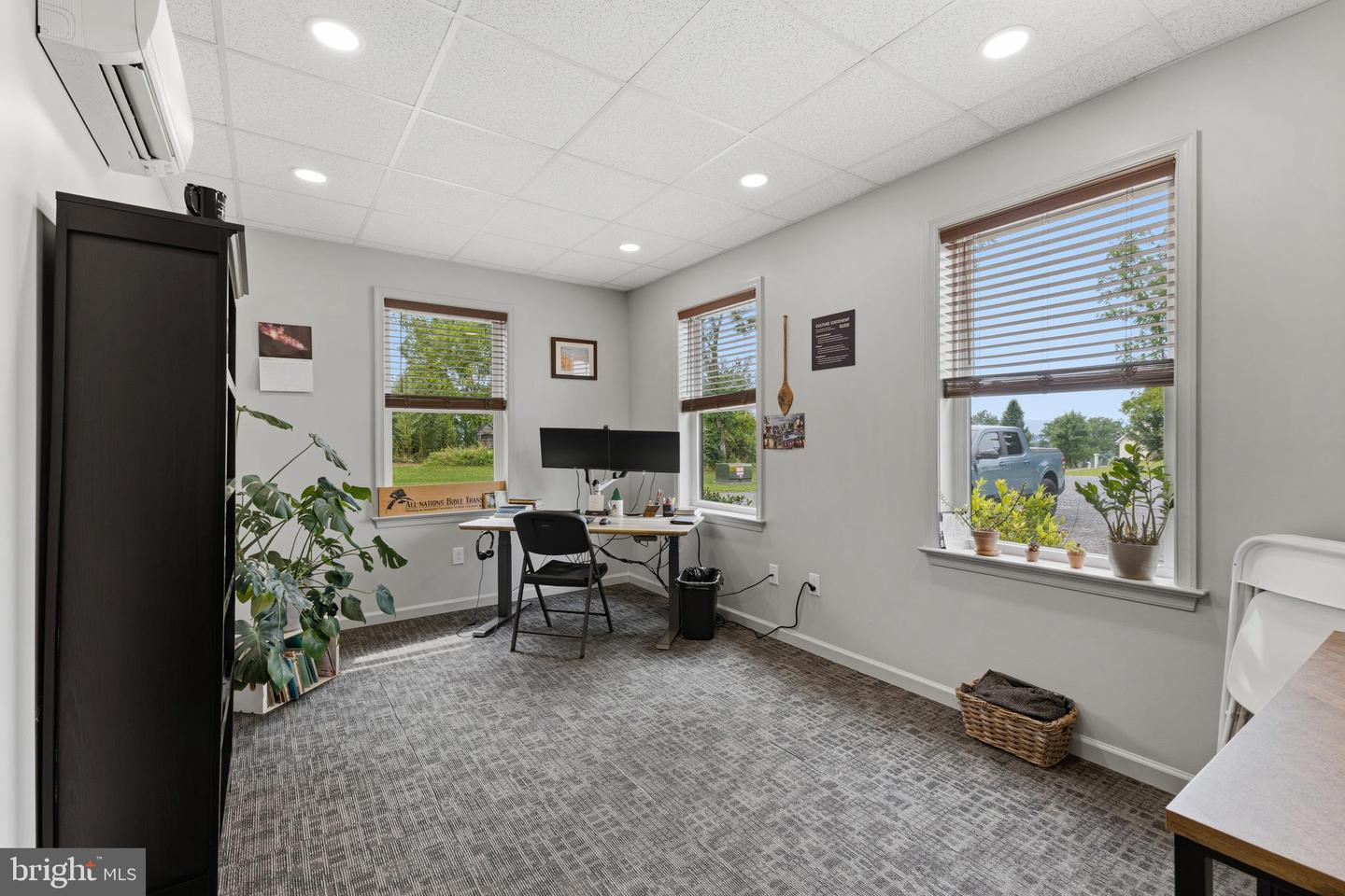 150 Property Photo 14
