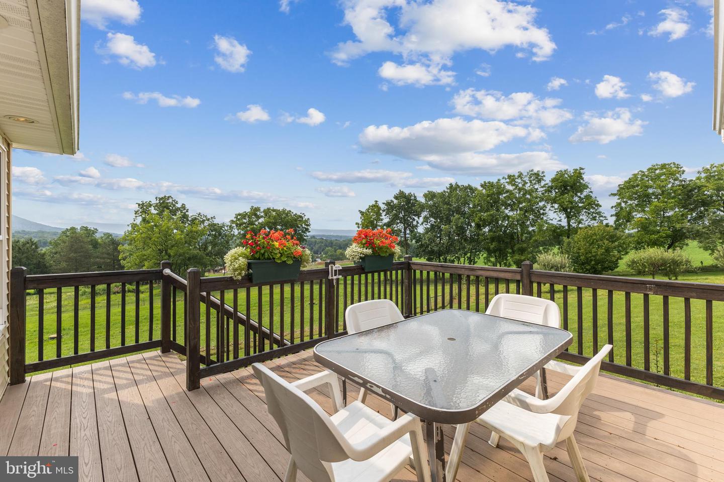 150 Property Photo 42
